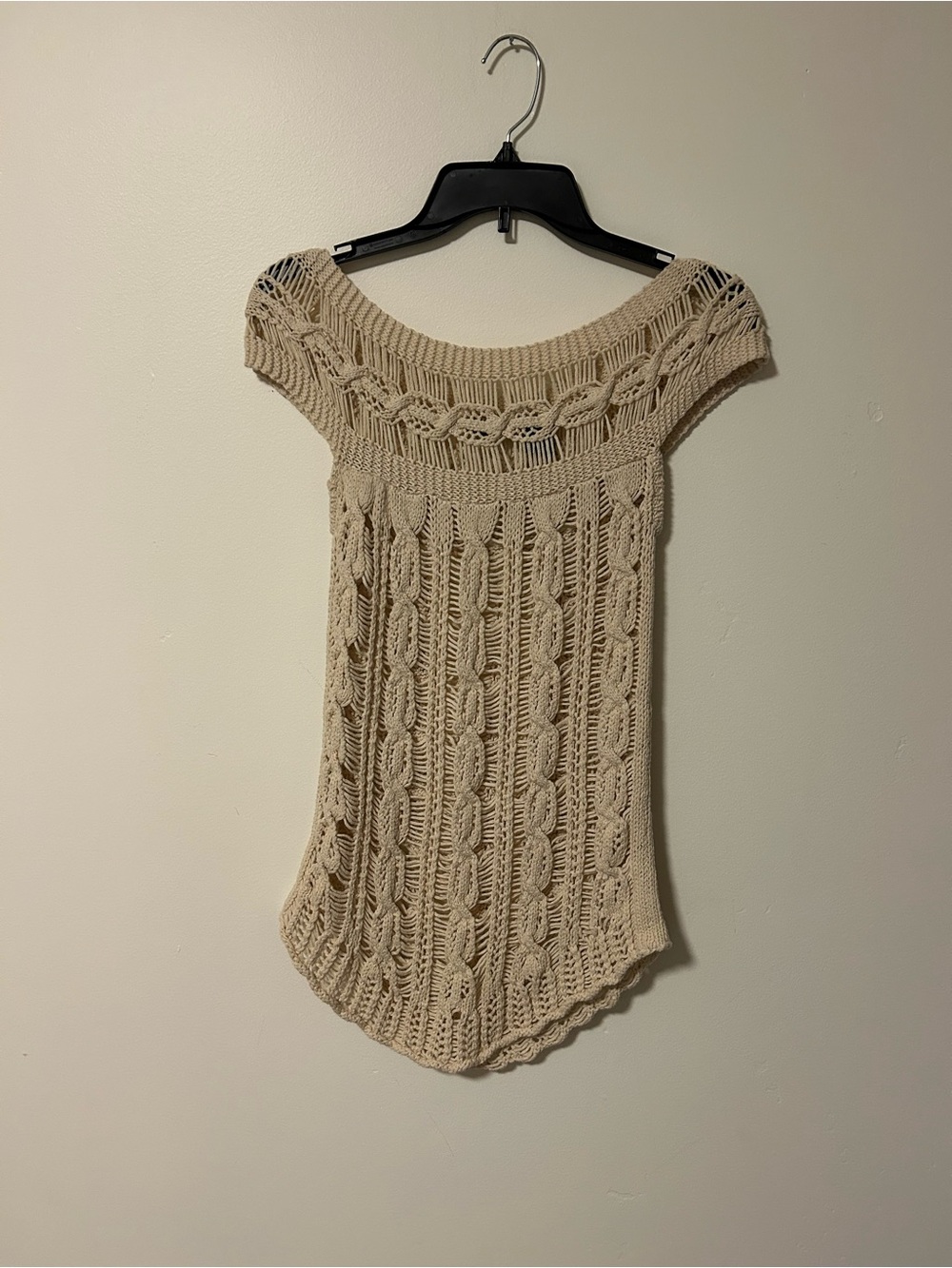 Vintage Women's Cream Crochet Off-Shoulder Sweater